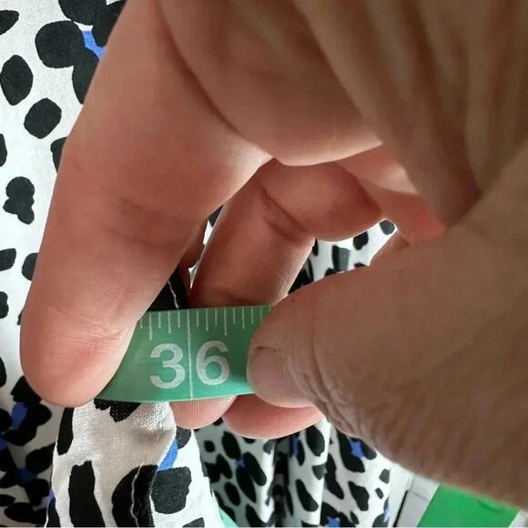 ASOS Womens leopard print Blouse White black Blue Button up oversize plus size - Picture 7 of 8